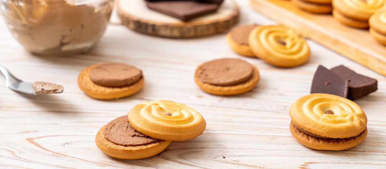 Vegan-friendly Creme-filled Cookies?