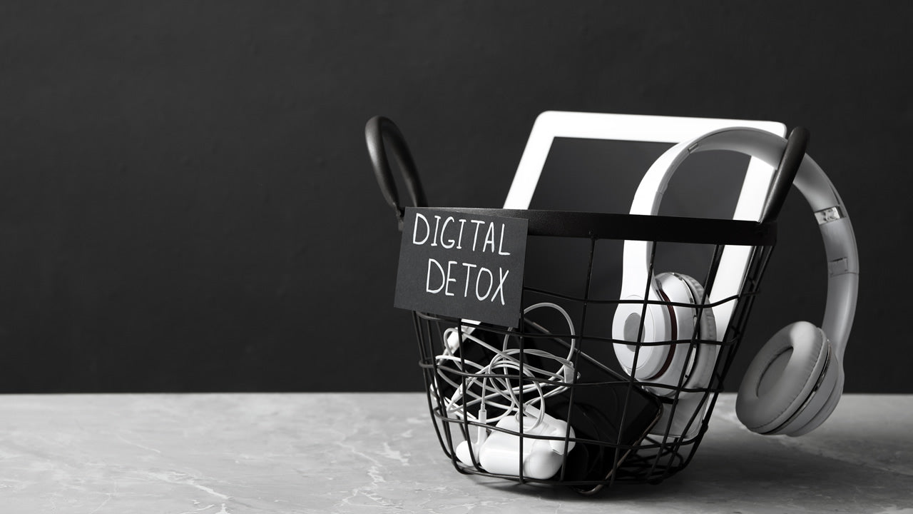 How to Digital Detox (5 ways)